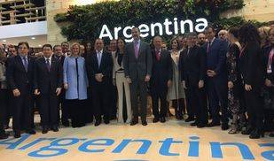 El Rey Felipe inauguró la Feria Internacional de Turismo y visitó el stand argentino