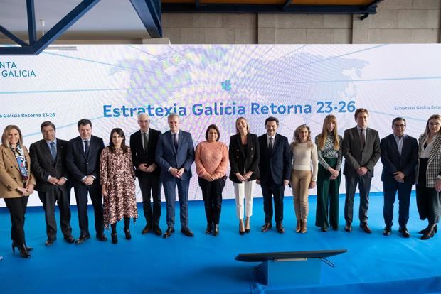 Rueda informó que la Xunta destinará 4 M€ este año para que más de 400 gallegas y gallegos en el exterior regresen a Galicia