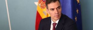 Sánchez cancela su agenda y se plantea seguir como presidente tras 