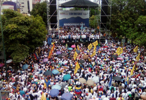 Oposición marchará el 7 de septiembre a las oficinas del CNE