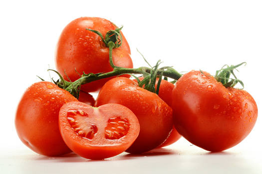 Robo de 1.700 kilos de tomates no aptos para consumo en Dos Hermanas