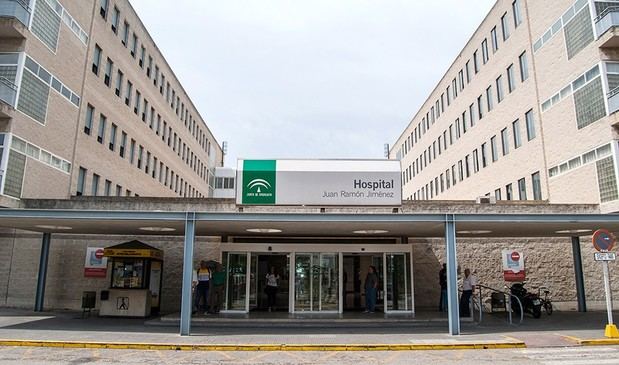 Incendio en Huelva deja tres personas afectadas por humo