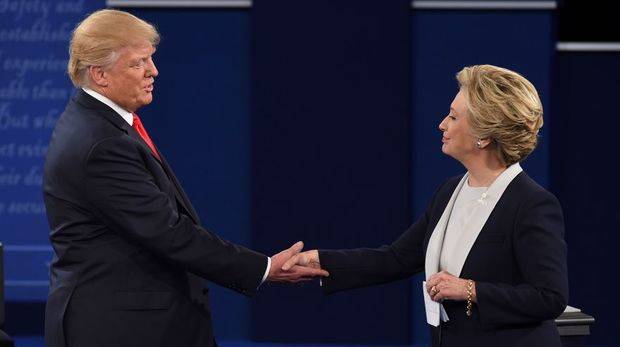Encuestados por CNN creen que ganó Clinton aunque Trump mejoró en este debate