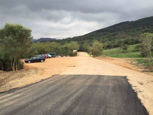 Verdemar alerta de 'ilegalidades' en el asfaltado de la antigua CA-221 promovido por la Junta en Los Alcornocales