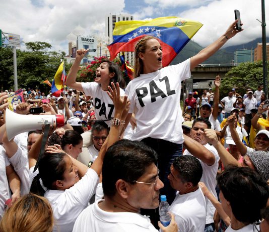 Gobierno español: Toma de Caracas evidencia apoyo al referéndum