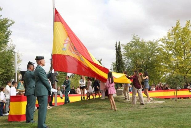 Villanueva de la Cañada celebra el Día de la Hispanidad con la Guardia Civil
