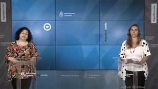 El gobierno analiza diferir la aplicación de la segunda dosis para vacunar a más gente